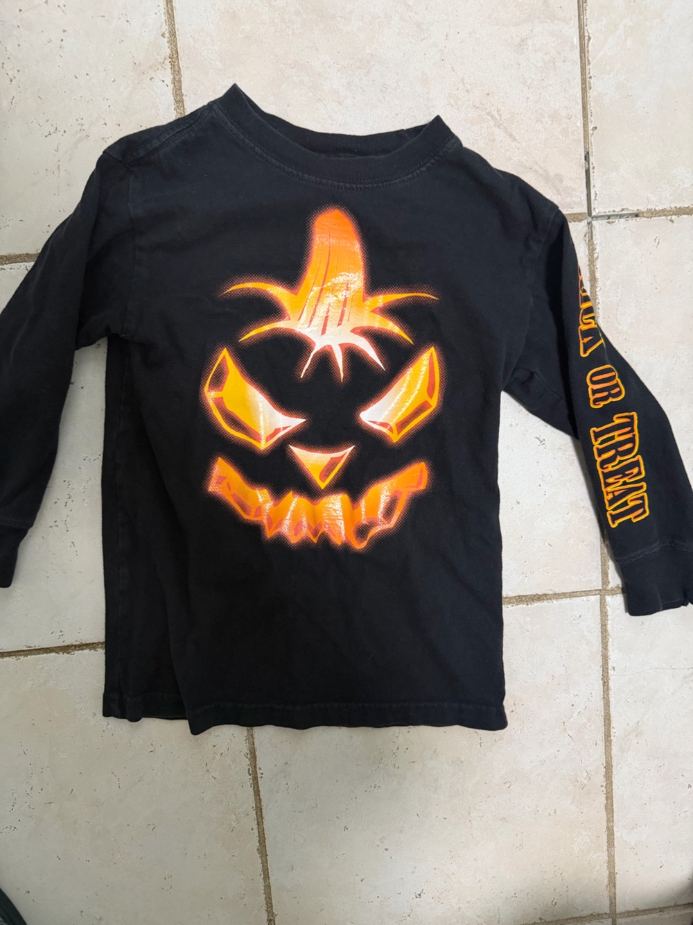 Kids black Halloween tshirt